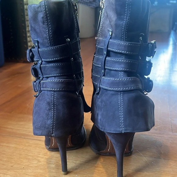 Schutz Dark Brown Leather Zip Up Buckled Heeled Boot Women’s 6B - Picture 4 of 8